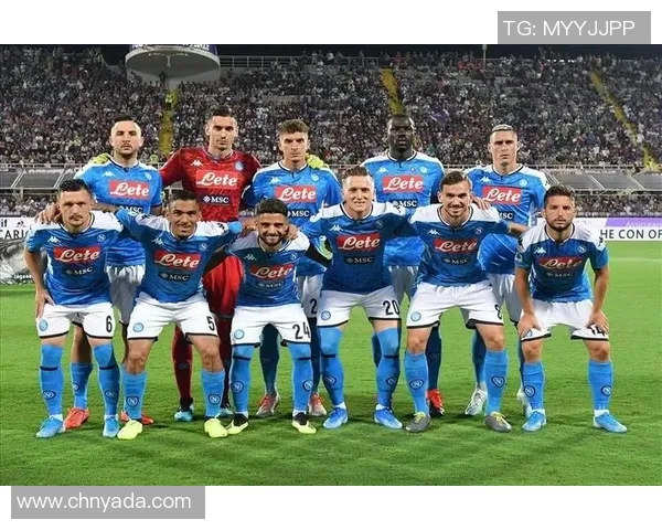 洛克伦与亨克激战正酣比分胶着双方争夺胜利的精彩瞬间